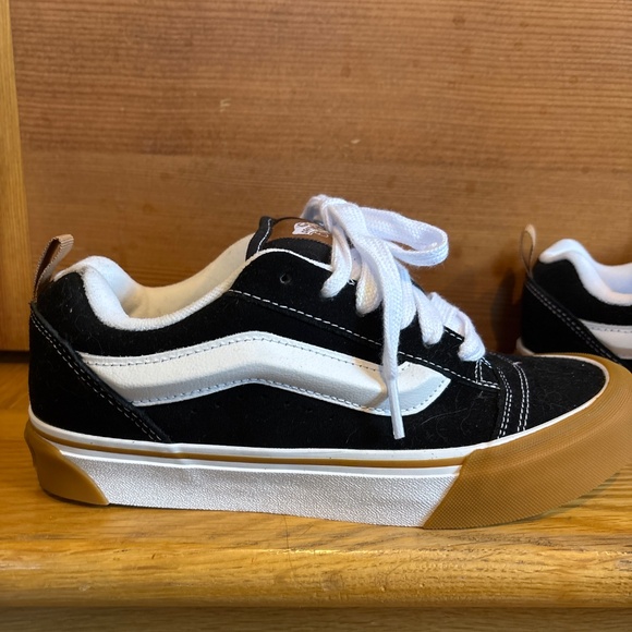 NWOT Vans ‘Knu Skool’ suede sneaker - Picture 2 of 6